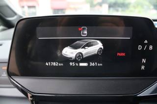 VOLKSWAGEN ID.3 usata, con Fari LED