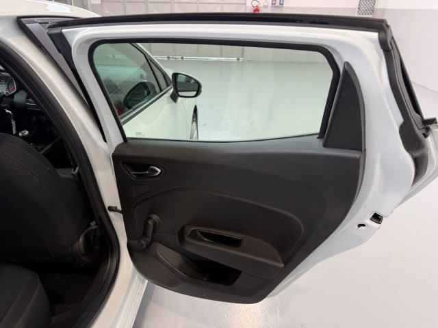 RENAULT Clio usata 25