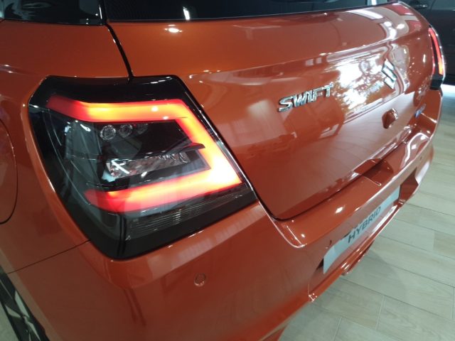 SUZUKI Swift usata, con Sedile posteriore sdoppiato