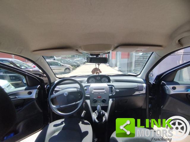 LANCIA Ypsilon usata, con Autoradio digitale