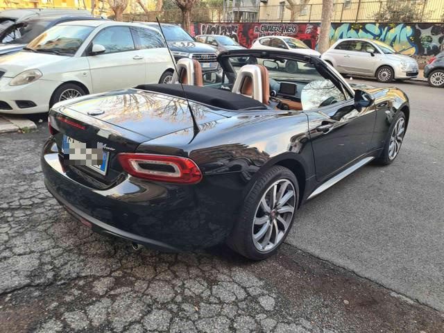 FIAT 124 Spider usata, con Interni in pelle