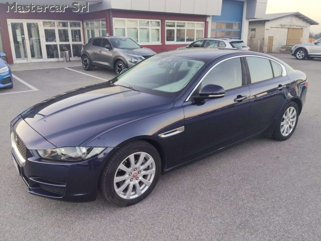 JAGUAR XE usata, con Airbag