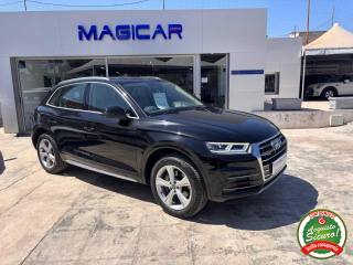 AUDI Q5 40 TDI quattro S tronic Business Sport
