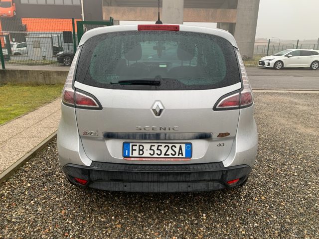 RENAULT Scenic usata, con Autoradio