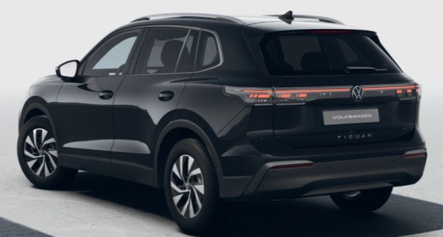 VOLKSWAGEN Tiguan usata, con Airbag