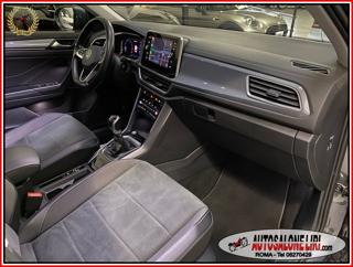 VOLKSWAGEN T-Roc usata, con Autoradio