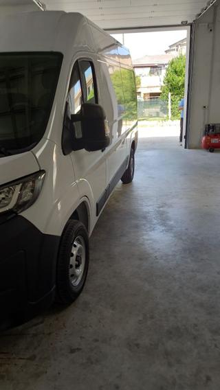 PEUGEOT Boxer usata, con Autoradio