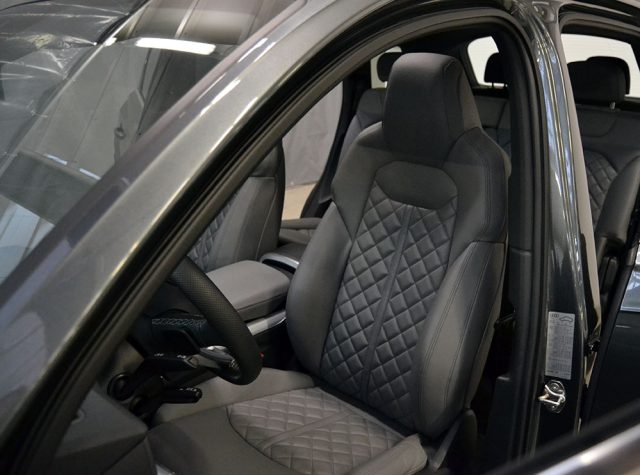 AUDI Q7 usata, con Autoradio