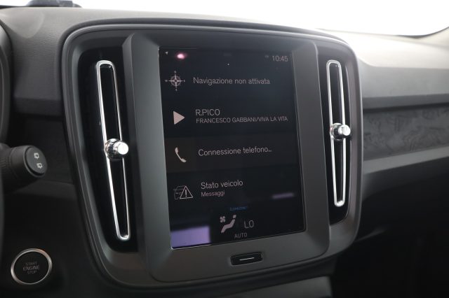 VOLVO XC40 usata 10