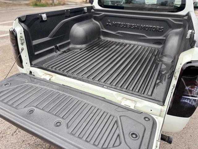 MITSUBISHI L200 usata, con Cerchi in lega