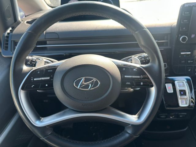 HYUNDAI Staria usata, con Servosterzo