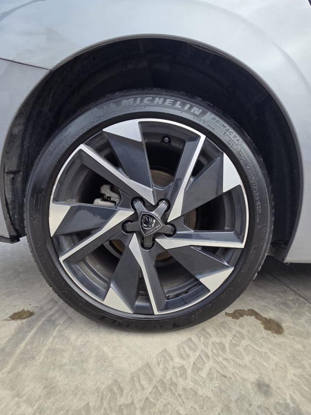 PEUGEOT 308 usata, con Sistema di navigazione