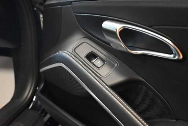 PORSCHE Cayman usata 126