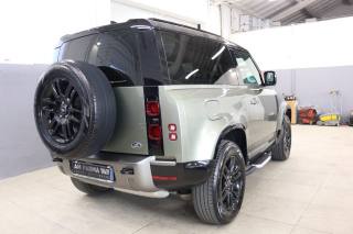 LAND ROVER Defender usata, con Autoradio
