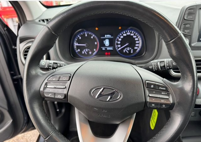 HYUNDAI Kona usata, con Antifurto