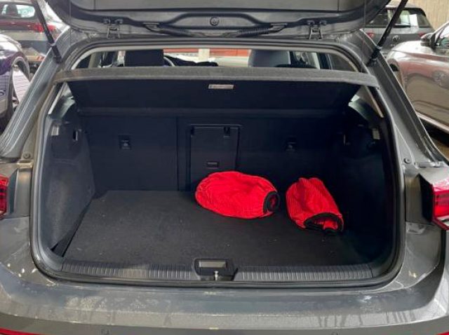 VOLKSWAGEN Golf usata, con Controllo trazione