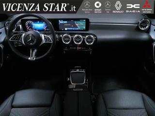 MERCEDES-BENZ CLA 180 usata, con Chiusura centralizzata