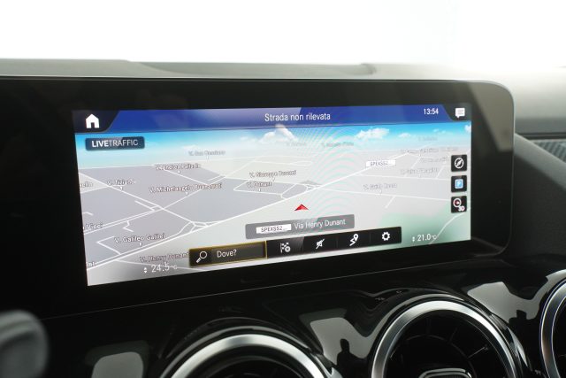 MERCEDES-BENZ CLA usata 14