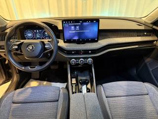 SKODA Superb usata, con Autoradio