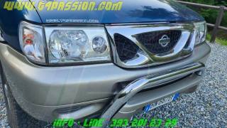 NISSAN Terrano II usata, con Specchietto retrovisore con funzione antiabbagliamento