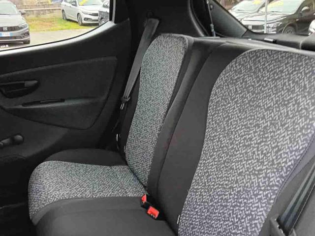 LANCIA Ypsilon usata, con Sedile posteriore sdoppiato