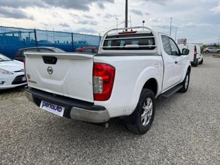 NISSAN Navara usata, con Autoradio