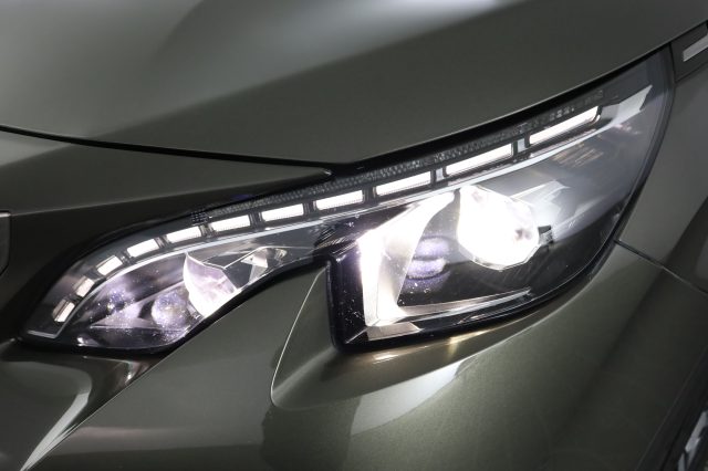 PEUGEOT 3008 usata 7
