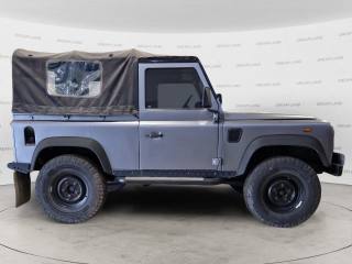 LAND ROVER Defender usata 6