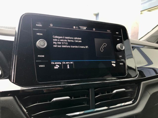 VOLKSWAGEN T-Roc usata, con Sensori di parcheggio anteriori