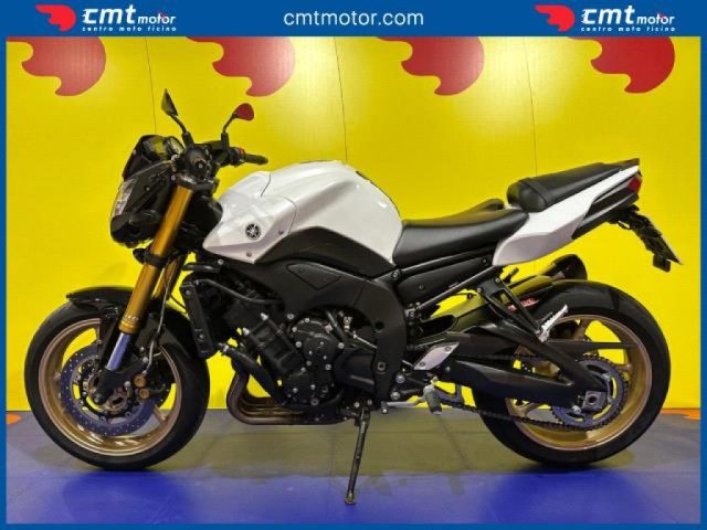 YAMAHA FZ8 usata 2