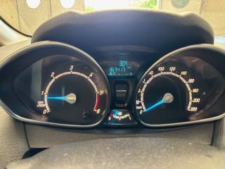 FORD Fiesta usata, con ESP