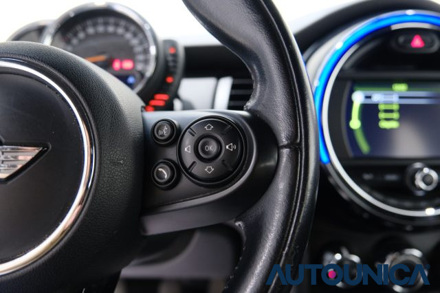 MINI One usata, con Autoradio digitale