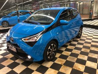 TOYOTA Aygo Connect 1.0 VVT-i 72 CV 5 porte x-play