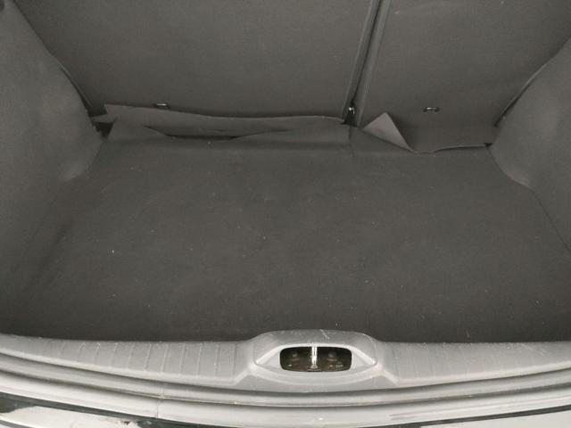 PEUGEOT 208 usata, con USB