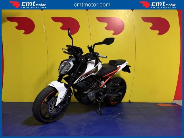 KTM 125 Duke usata 1
