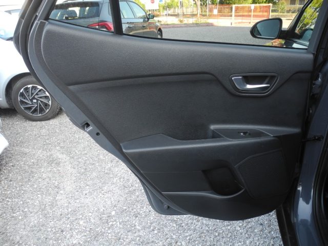 KIA Stonic usata 54