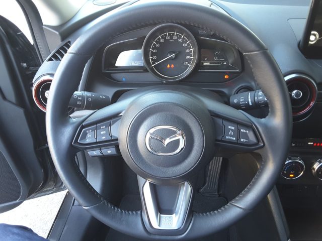 MAZDA 2 usata, con Controllo automatico clima