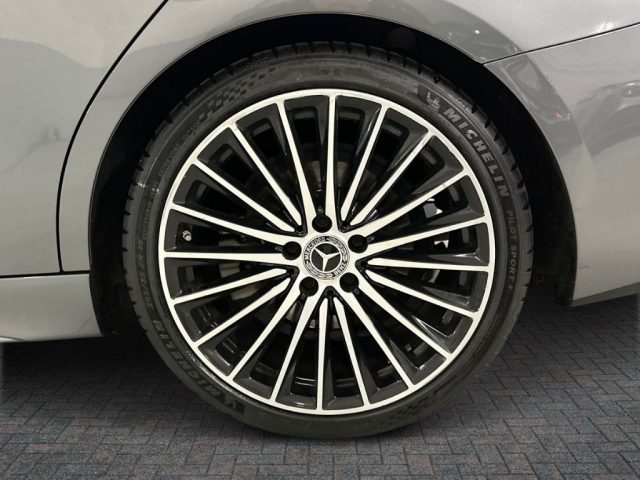 MERCEDES-BENZ C 220 usata, con Servosterzo
