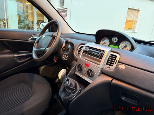 LANCIA Ypsilon usata, con Immobilizzatore elettronico