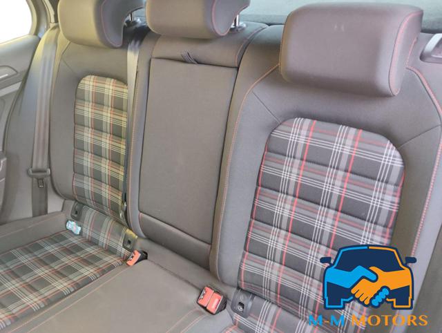 VOLKSWAGEN Golf GTI usata, con Fendinebbia