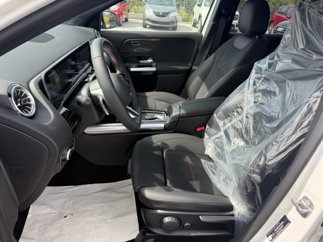 MERCEDES-BENZ GLA 200 usata, con Tettuccio apribile