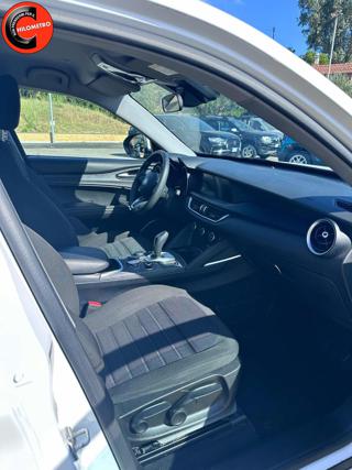 ALFA ROMEO Stelvio usata, con Volante in pelle