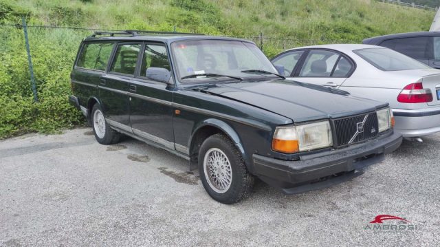 VOLVO 240 usata 1