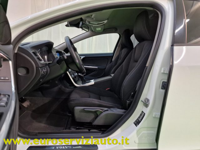 VOLVO V60 usata, con Luci diurne