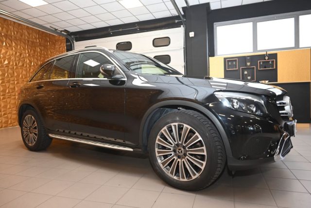 MERCEDES-BENZ GLC 220 usata 6