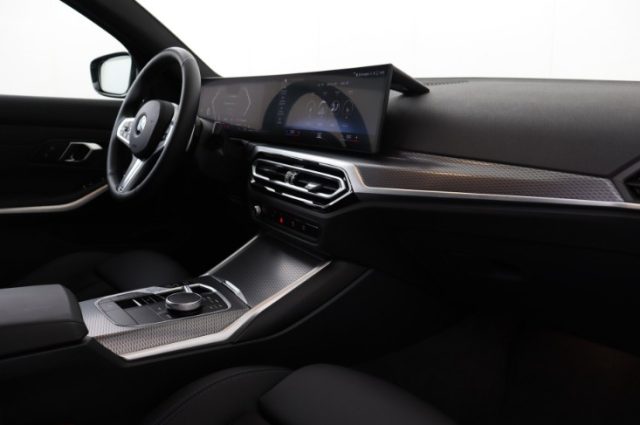 BMW 330 usata, con Servosterzo
