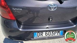TOYOTA Yaris usata, con Alzacristalli elettrici
