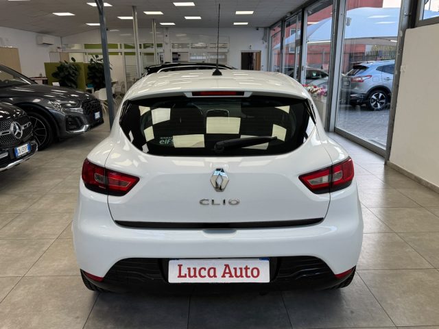 RENAULT Clio usata, con Alzacristalli elettrici