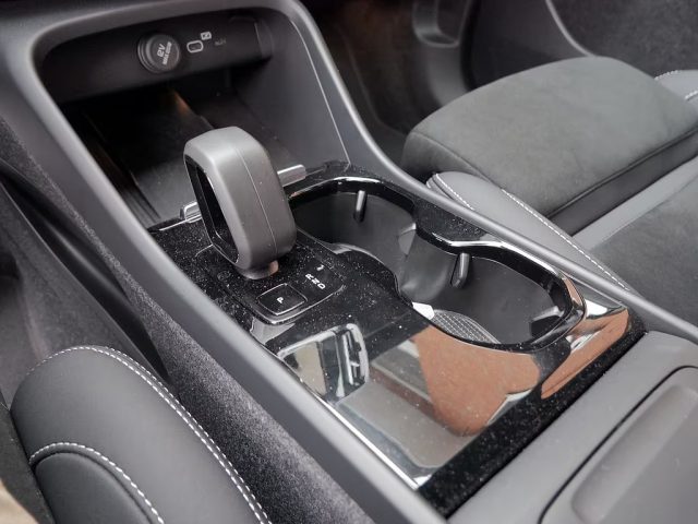 VOLVO XC40 usata, con Sistema di navigazione