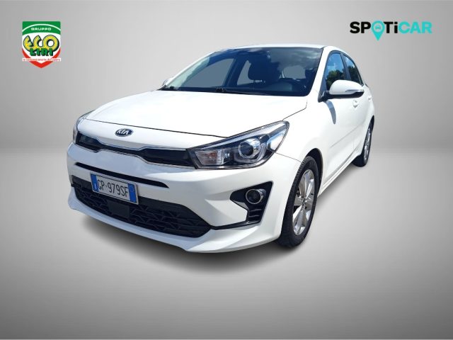 KIA Rio usata, con Autoradio digitale